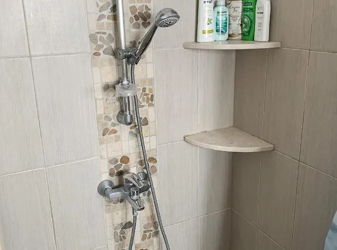 Modern Apt In Paphos Port - Pool & 50 M To The Sea